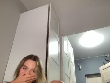 webcam girl angel_from_sky live cam image #6319399