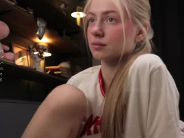 webcam girl kateharrise live cam image #11118821