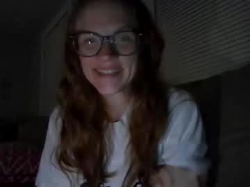 webcam couple lil_red_strawberry live cam image #9312746