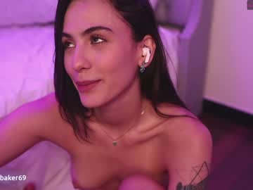 webcam girl gia_baker live cam image #378338