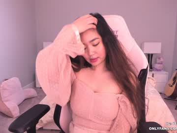 webcam girl clara_chan live cam image #599178