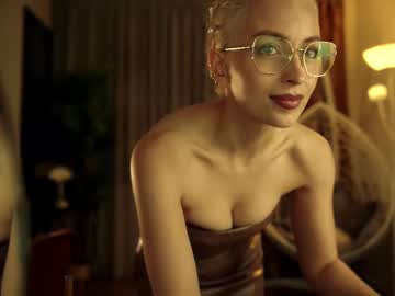 webcam girl artmosphera live cam image #12742618
