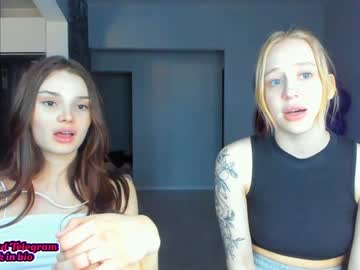 webcam girl your__voice live cam image #2512596