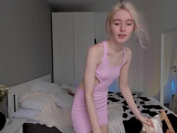 webcam girl gin_yoon live cam image #9854386
