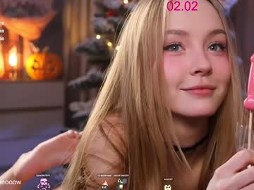 webcam girl lissa_meooow live cam image #11753631