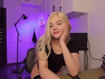 webcam girl allotropp live cam image #6961334