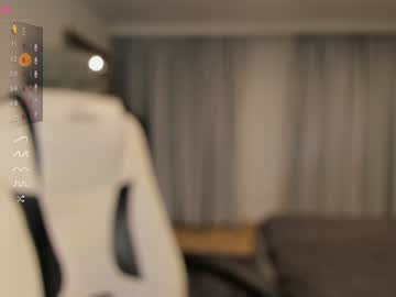 webcam girl oliangeel live cam image #7343487