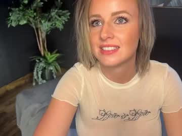 webcam girl sara_cane live cam image #5657336