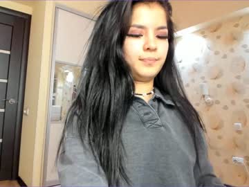 webcam girl akino_17 live cam image #575629