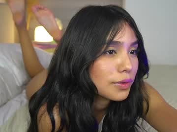 webcam girl veroniqe_lounge live cam image #6344986