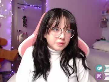 webcam girl maru_chan_ live cam image #3604860