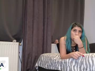 webcam couple lenoreandjasonsroom live cam image #11981071