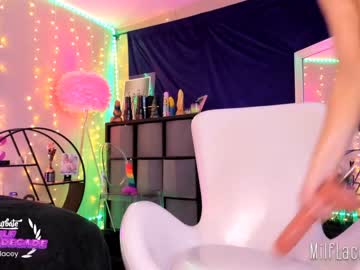 webcam girl milf_lacey live cam image #4146964