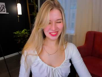 webcam girl milablush live cam image #7351620