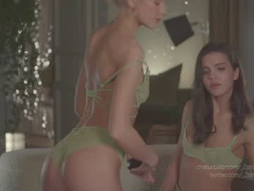 webcam girl _2strangers live cam image #10825762