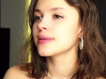 webcam girl a_whole_eternity live cam image #9235887