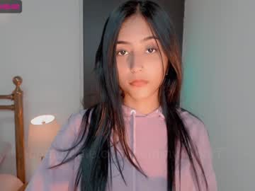 webcam girl gummy_bear7 live cam image #3389818