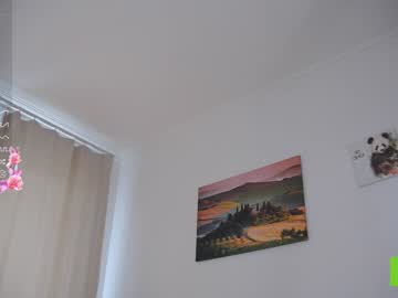 webcam girl oke_doke live cam image #12911373