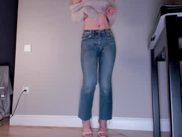 webcam girl hee_jeen live cam image #9973978