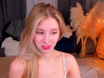 webcam girl milablush live cam image #7487290