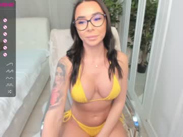 webcam girl squirtbetty live cam image #2010672