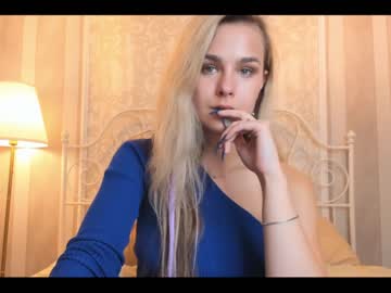 webcam girl nicolecatherine live cam image #4000121