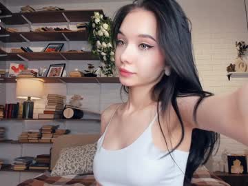 webcam girl riskyproject live cam image #9802998