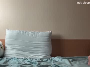 webcam girl sleepycode002 live cam image #8485289