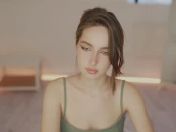 webcam girl silent_chill live cam image #9838184