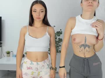 webcam girl dirtygirls99 live cam image #10829650