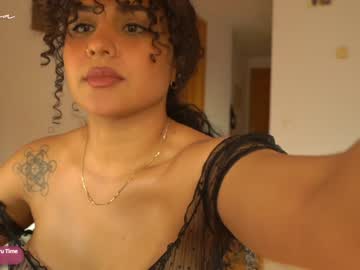 webcam girl arletnoa live cam image #9187574