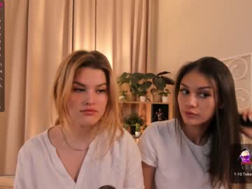 webcam couple margolori live cam image #3441220