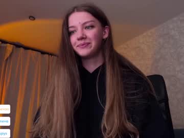 webcam girl coyness_geneva live cam image #8982894