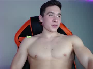 webcam man k0tah live cam image #585193