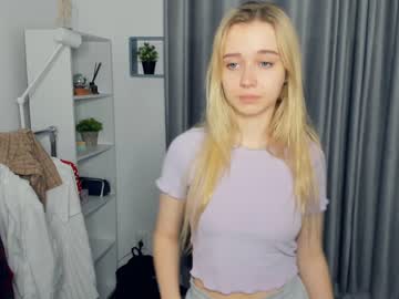 webcam girl fresh_cherries live cam image #7107735