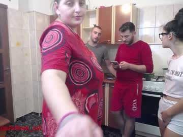 webcam couple iuliana32 live cam image #408814