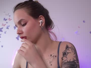 webcam girl superbdolls live cam image #3698365