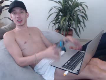webcam man fratguysonline live cam image #1608300