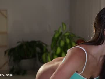 webcam girl tifalock_ live cam image #8665809