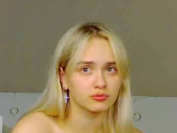 webcam girl evi_wow live cam image #5667134