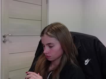 webcam girl abby_laker live cam image #11480691