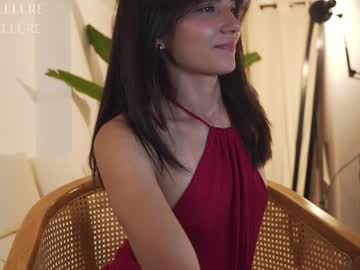 webcam girl ellelure_ live cam image #12577867
