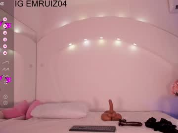 webcam girl emilylittle live cam image #11152564