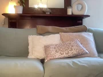 webcam girl taylorslittlekingdom live cam image #12338288