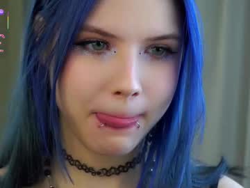 webcam girl merciabawden live cam image #12746533