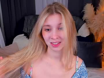 webcam girl milablush live cam image #7610096