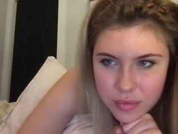 webcam girl baileywest live cam image #11492700