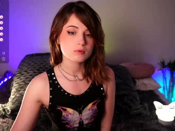 webcam girl akira_mori live cam image #9290545