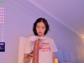 webcam girl aerri_lee live cam image #3290736