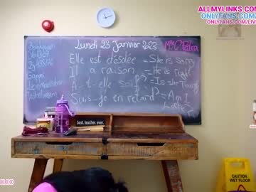 webcam girl livecleo live cam image #4829195